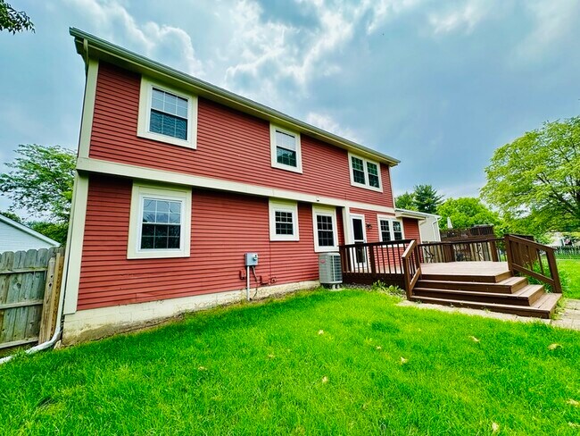 Building Photo - 2008 Edmunds Ct
