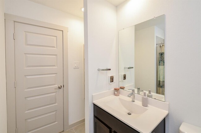 Building Photo - 29510 Cayenne Cir