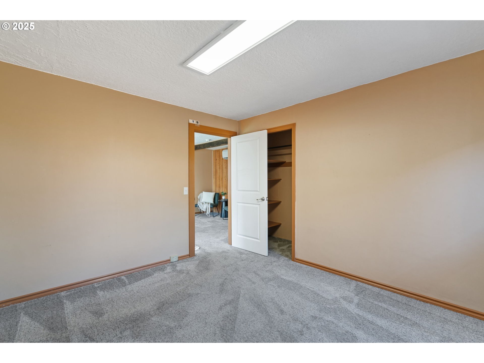 Building Photo - 5324 SE Flavel St