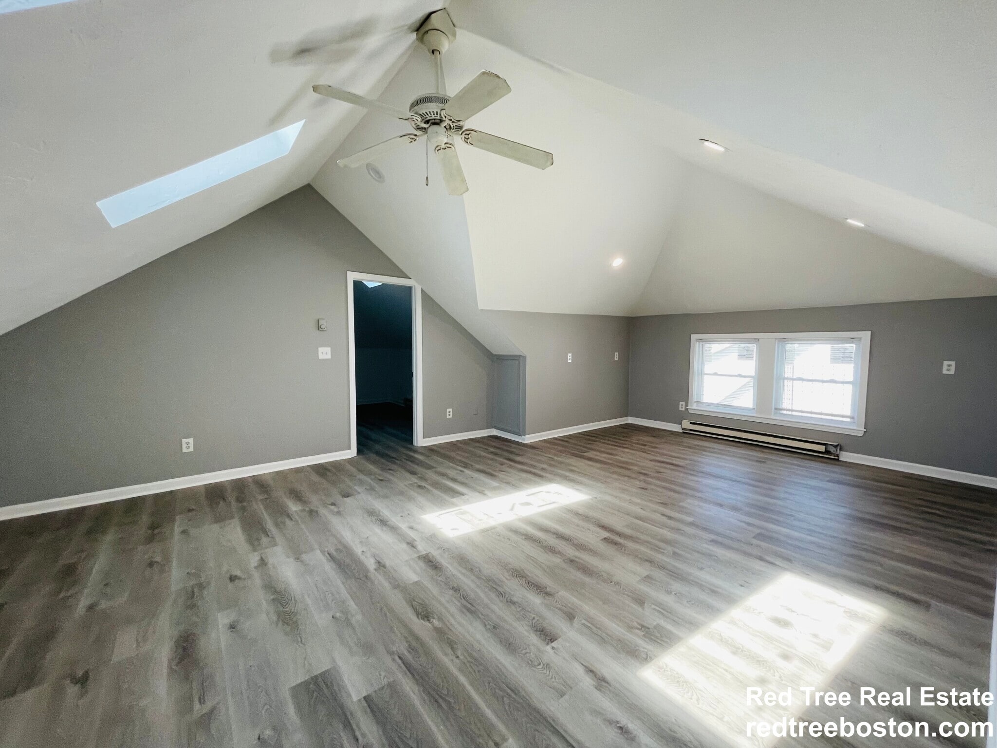 Building Photo - 187 Fellsway W