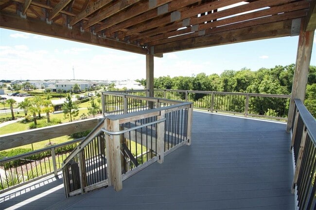 Building Photo - 12003 Theme Alley