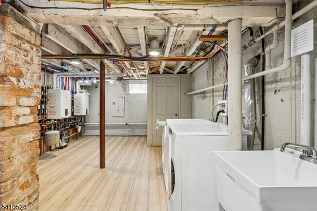 Building Photo - 109 North Ave