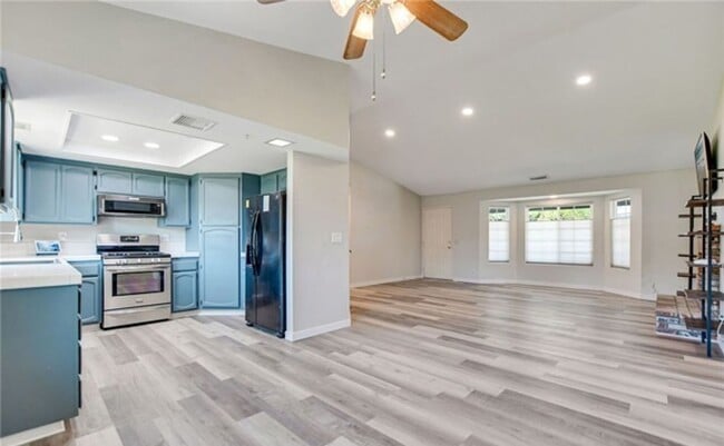 Building Photo - Spacious Wildomar Single-Story Home-Just in Time for Summer!