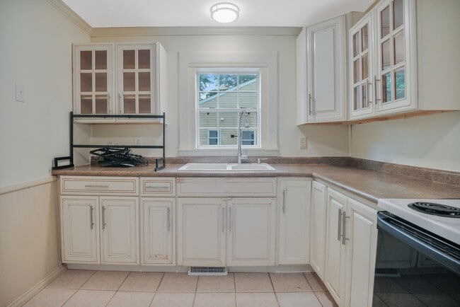 Building Photo - 2 Bedroom / 2 Bathroom House in Tuscola