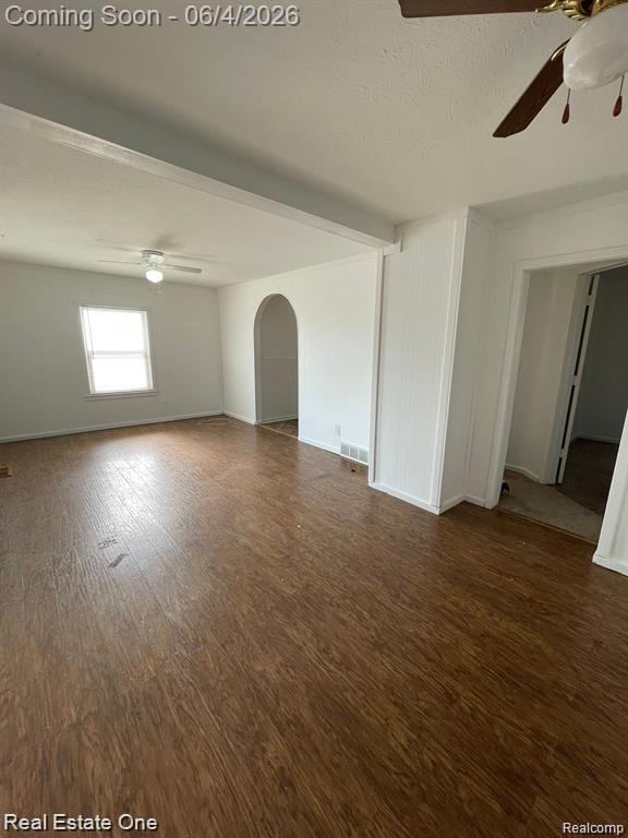 Building Photo - 5645 Fenton St