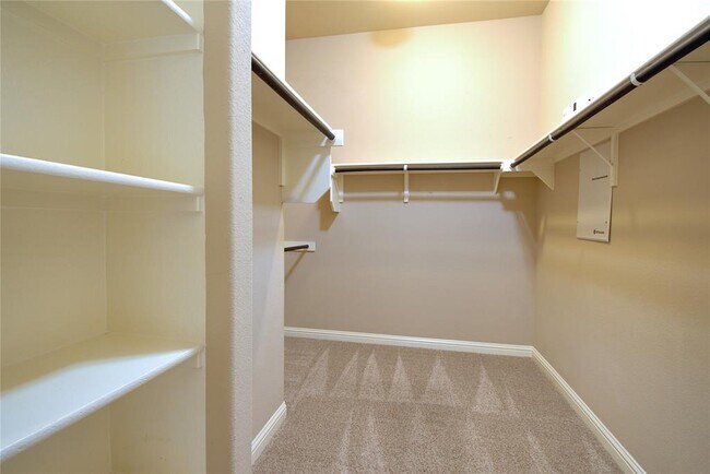 Building Photo - 324 Atlanta Park Dr