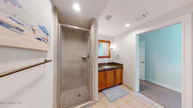 Building Photo - 2060 Beach Blvd