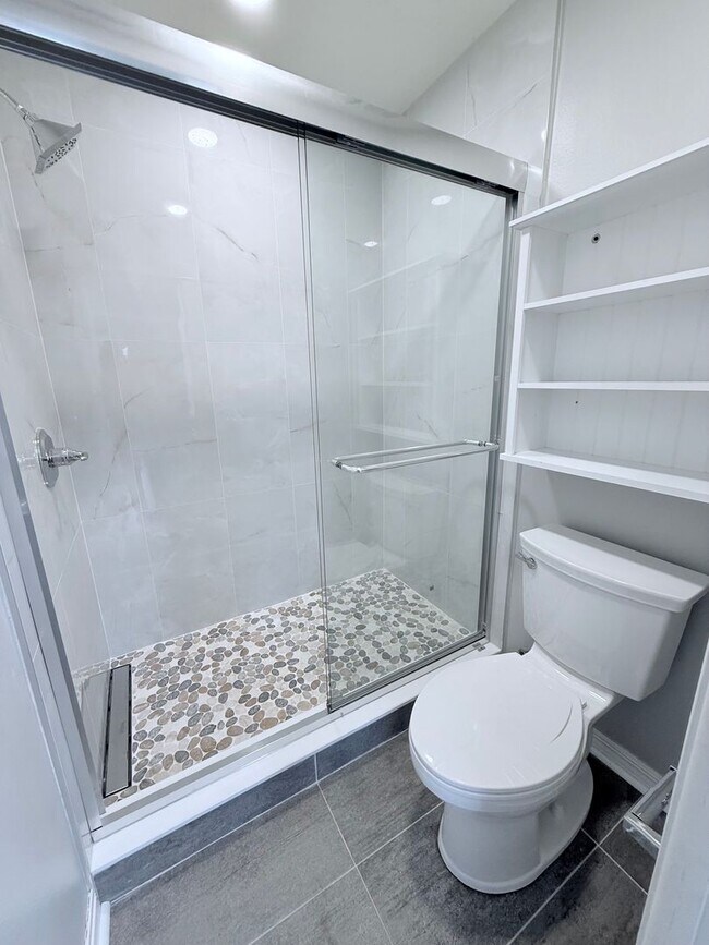Building Photo - 7294 Cloister Dr