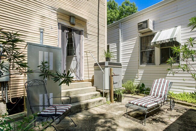 Building Photo - 1100 Crete St