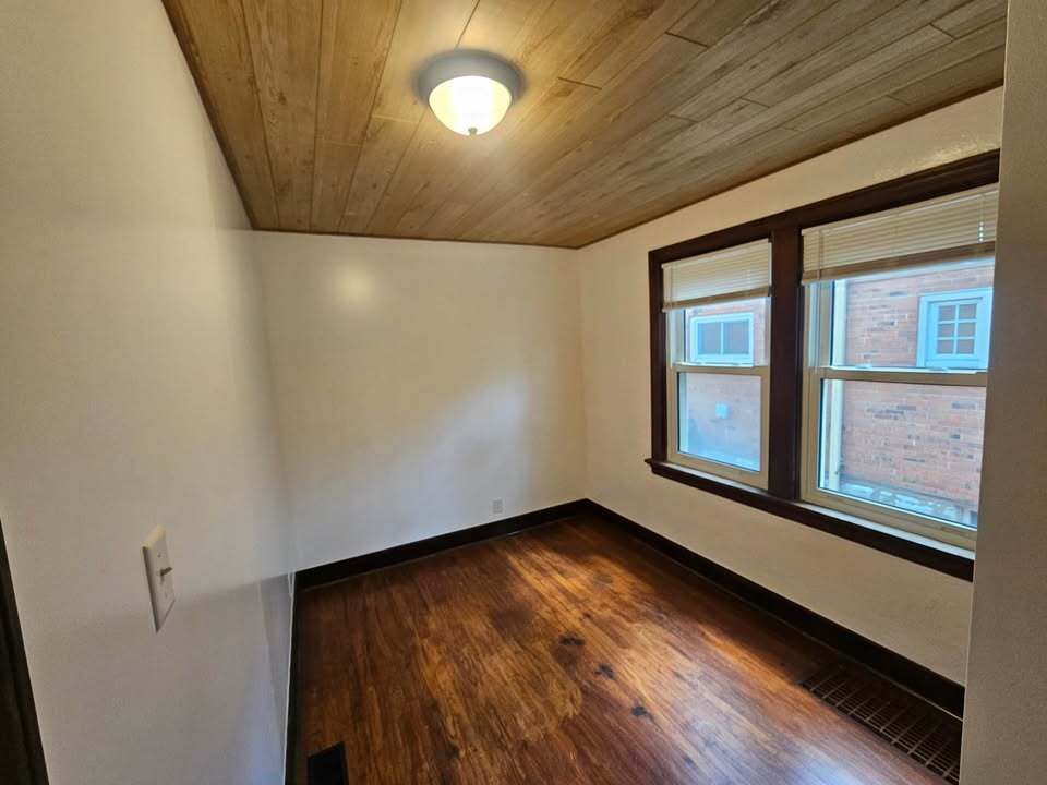 Building Photo - 10071 Diamond Dr