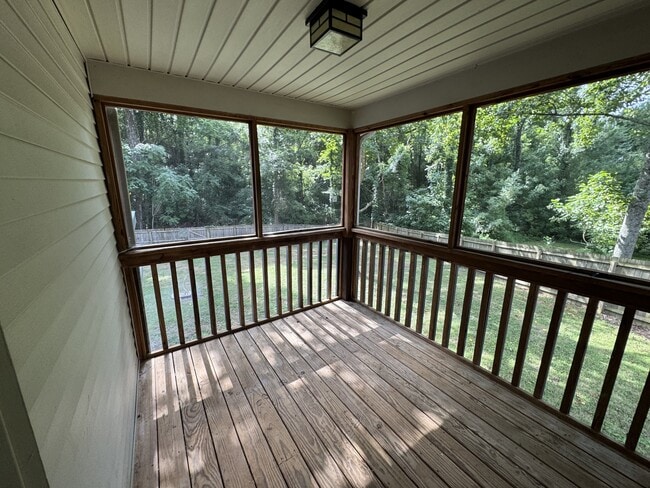 Building Photo - 825 Cold Creek Trail