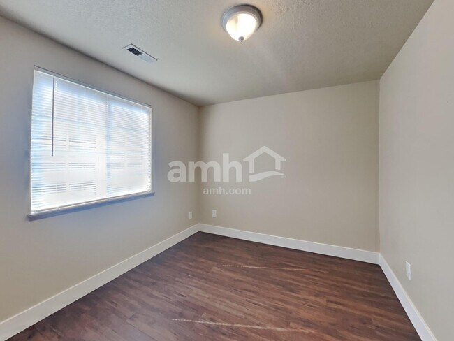 Building Photo - 16978 SW Steele Way