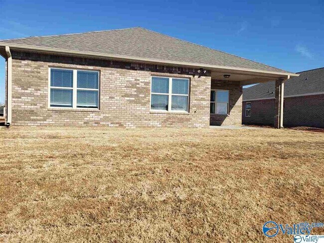 Building Photo - 182 Cherry Laurel Dr