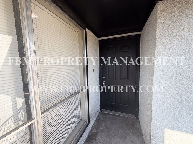Building Photo - 1401 Old Bardwell Rd