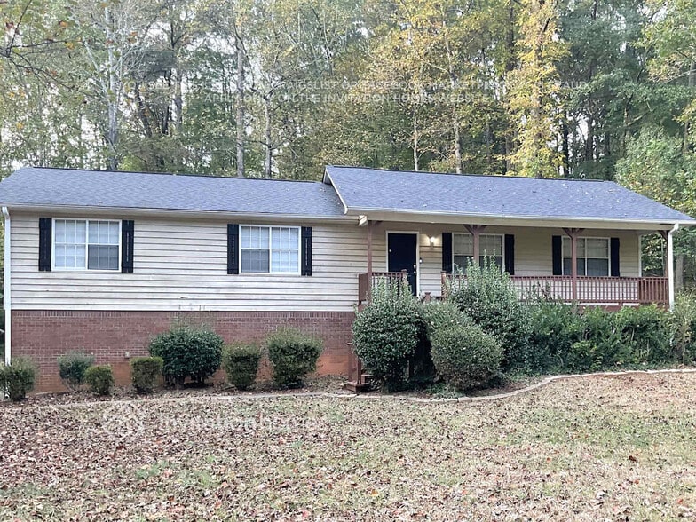 Primary Photo - 3345 Holliglen Dr
