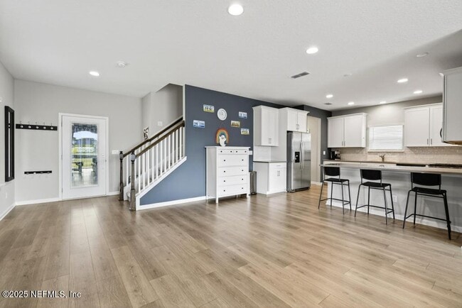 Building Photo - 542 Silver Landing Dr