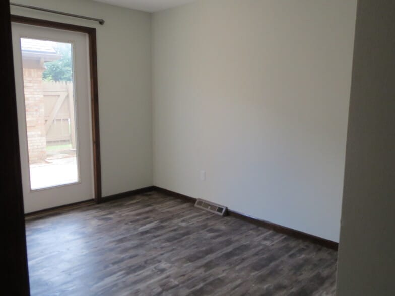 Building Photo - 5617 Ryewyck Dr