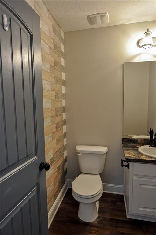 Building Photo - 691 River Mist Cir