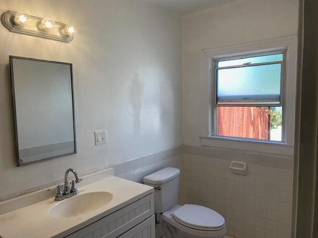 Building Photo - 744 N Ridgewood Pl