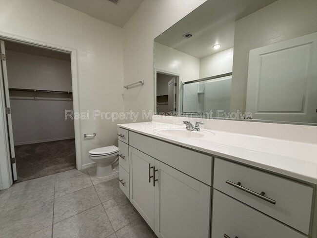 Building Photo - 4710 N 194th Dr