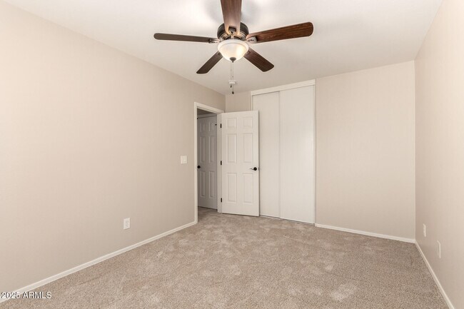 Building Photo - 1891 E Cowboy Cove Trail