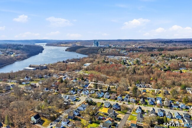 Building Photo - 43 Dunham St