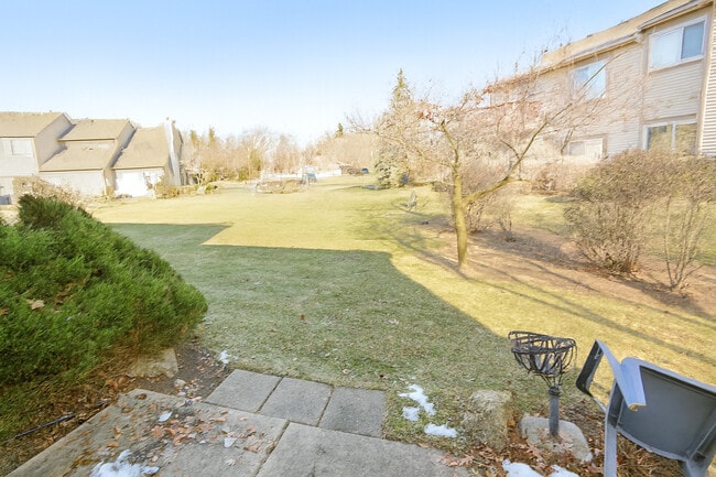 Building Photo - 1037 Park Hill Cir