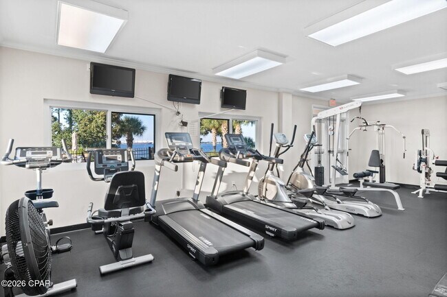Building Photo - 2400 Grandiflora Blvd
