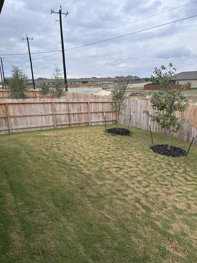 Building Photo - New home built in 2024 in Redbird Ranch 3/...