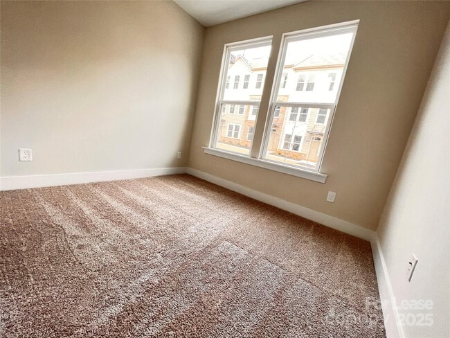 Building Photo - 3011 Citizens Ln