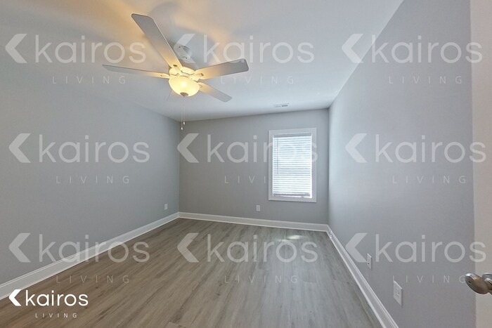 Building Photo - 3716 Oak Leaf Wy