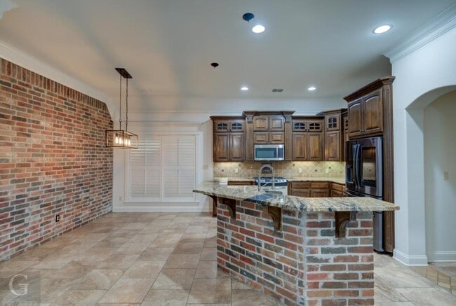 Building Photo - 433 Tupelo Dr