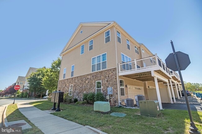 Building Photo - 23409 Berkeley Meadows Dr