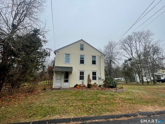 Building Photo - 9 Hicksville Rd