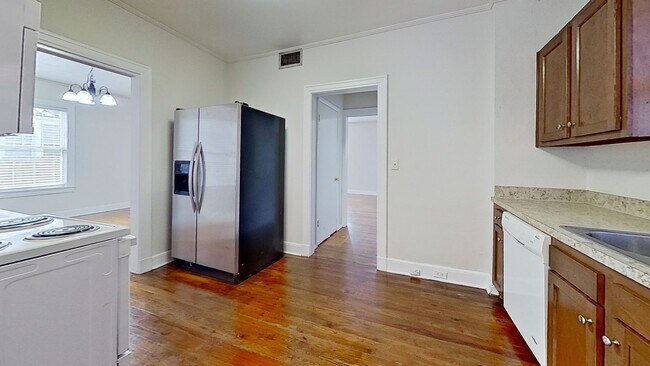 Building Photo - Flagler Avenue 1651-1653