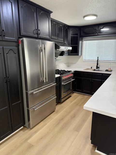 Building Photo - 817 Saugerties Ave