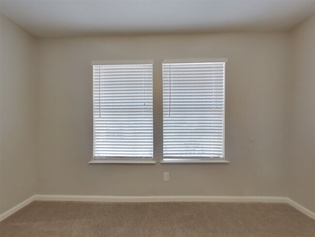 Building Photo - 22042 Soft Pines Ct