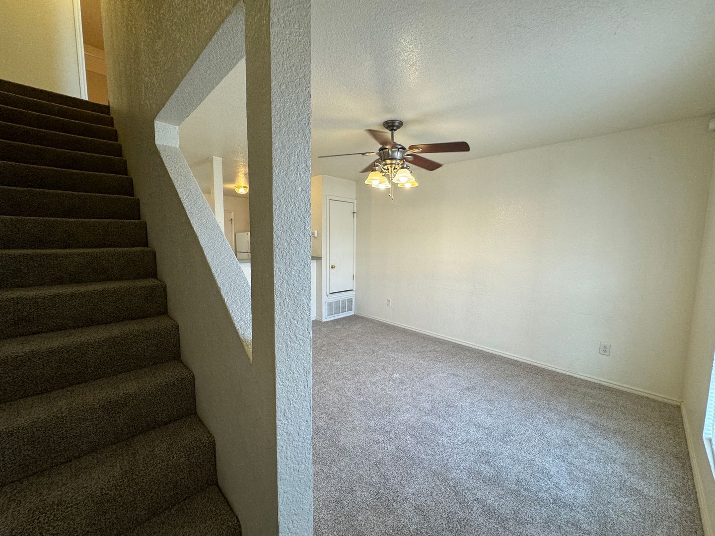Building Photo - 4407 Jeff Scott Dr