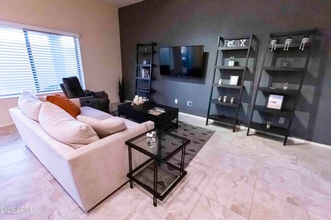 Building Photo - 3113 E Danbury Rd