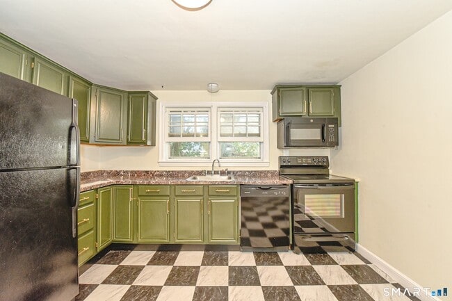 Building Photo - 146 Warsaw St