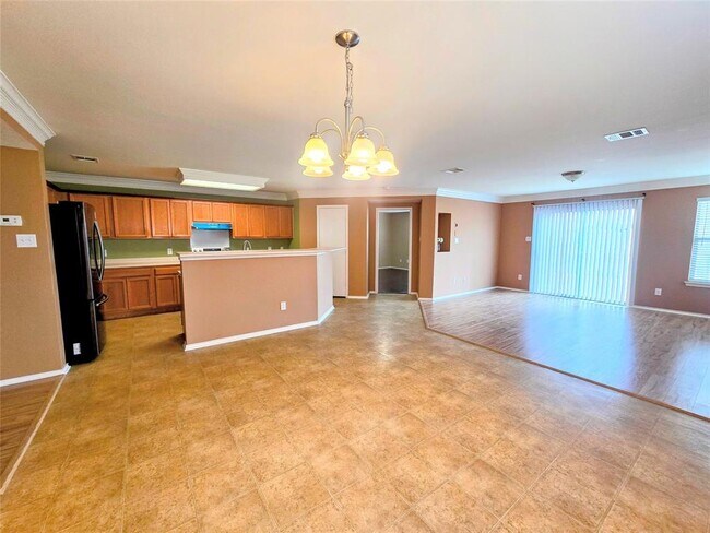 Building Photo - 314 Ran Rd