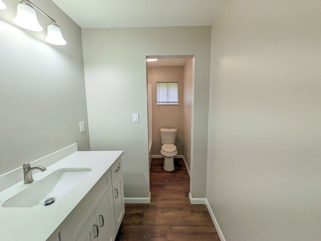 Building Photo - 2331 Coronado Pl