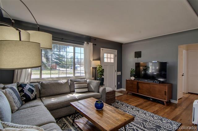 Building Photo - 600 S Canosa Ct