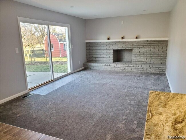Building Photo - 15596 Nola Cir