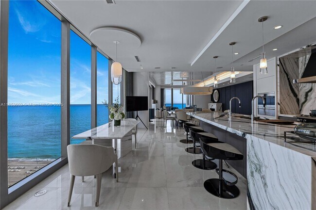 Building Photo - 17975 Collins Ave