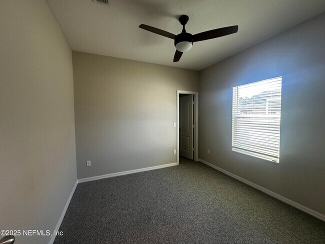 Building Photo - 101 Sailors Landing Ct