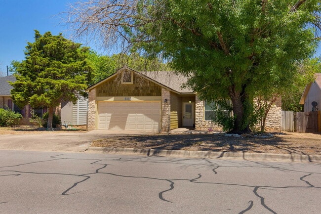 Building Photo - 504 Purple Sage Dr