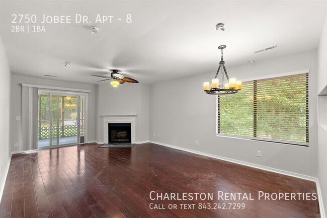 Building Photo - 2750 Jobee Dr