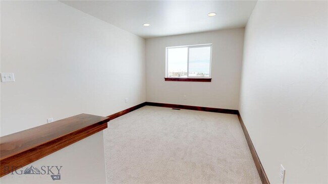 Building Photo - 1180 Baxter Creek Way