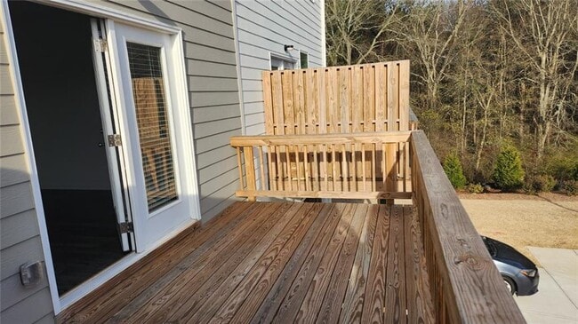 Building Photo - 969 Cades Walk